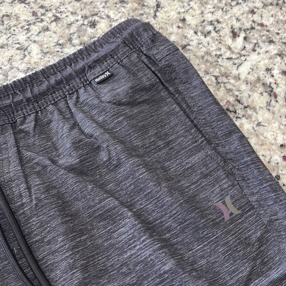Hurley Mens Pull On Hybrid Walk Short Size Medium Charcoal Gray NWT - Picture 3 of 8